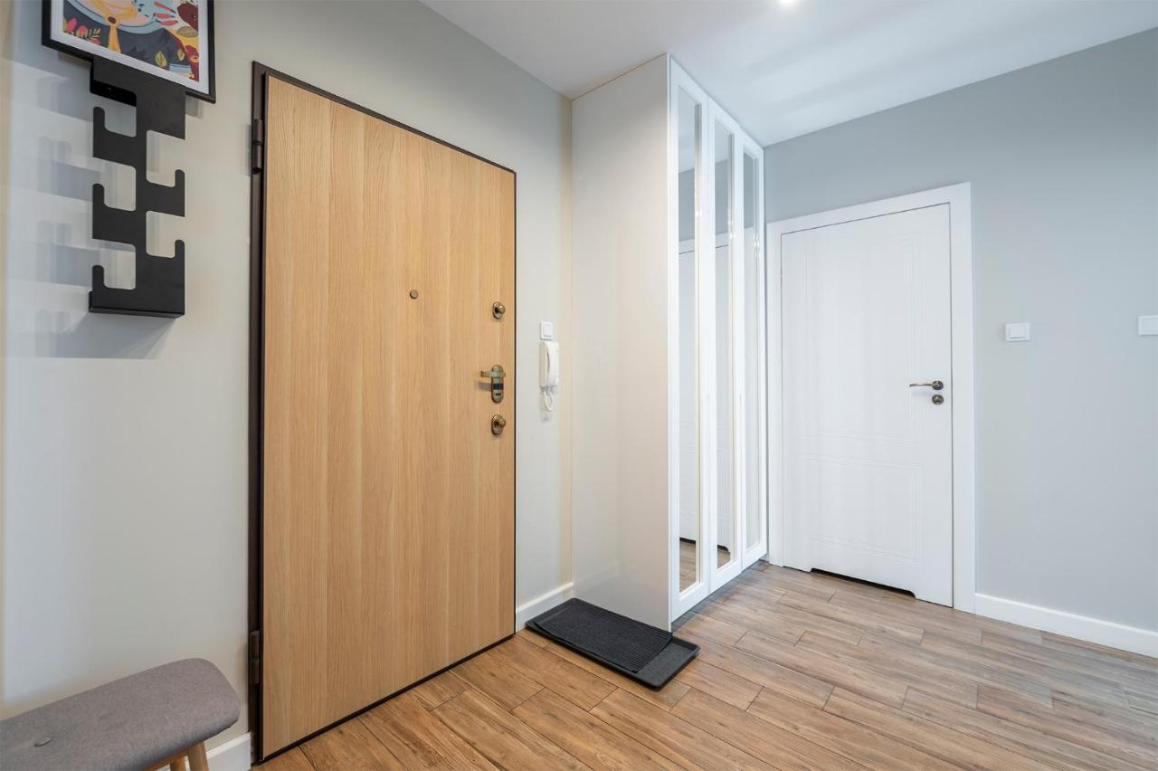 Luxury In City -7- Bright-Secured-Freeparking วูดช์ ภายนอก รูปภาพ